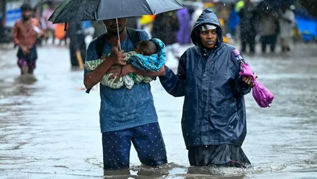 திடீரென பெய்த மழை சென்னையை குளிர்வித்தது மக்கள் மகிழ்ச்சி