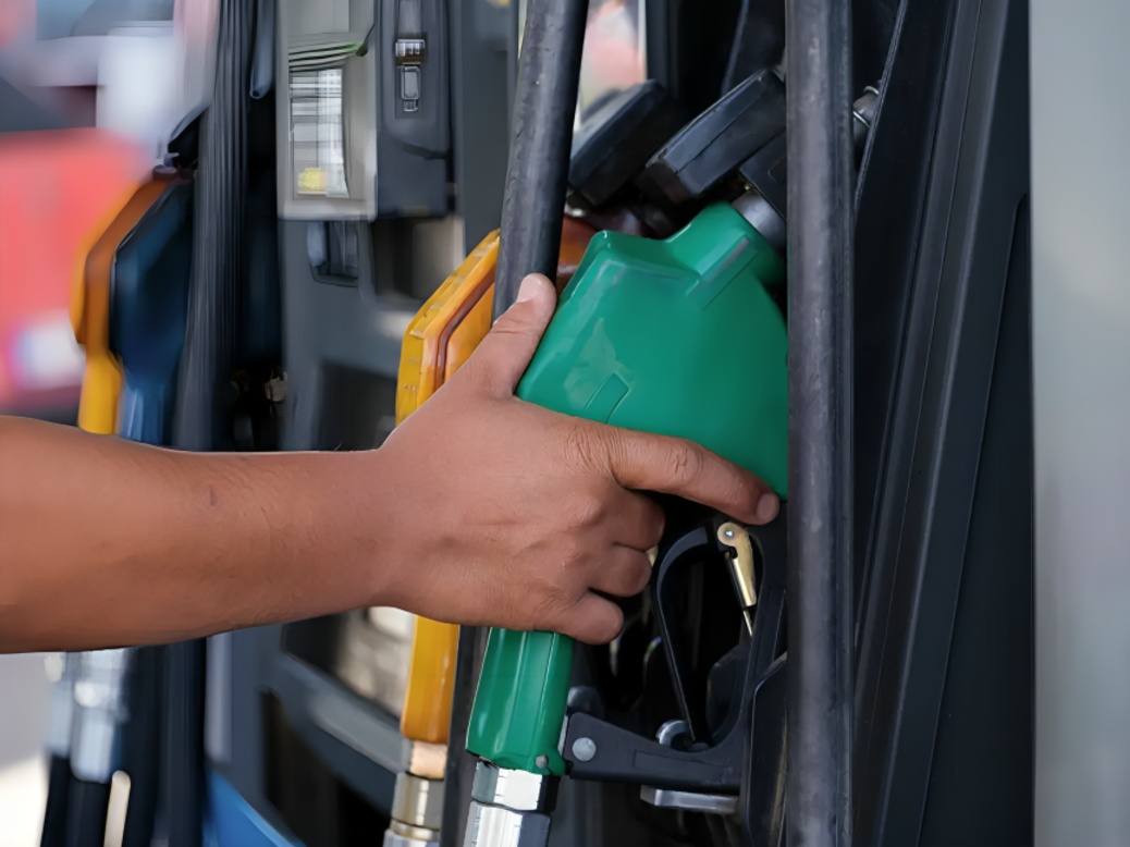 Supreme Court Dismisses Plea Seeking Mandatory Ethanol Disclosure on Petrol Pumps and Fuel Bills