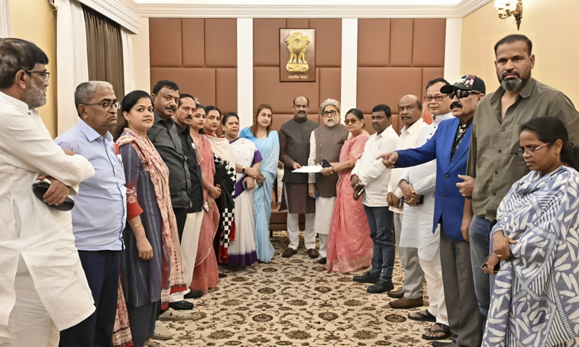 Rebel TMC MPs Seek Three More Weeks to Respond to Lok Sabha Disqualification Notices