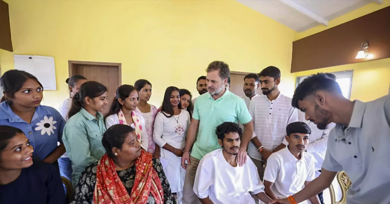 Rahul Gandhi Meets Tribal Students in Nashik, Says Education Is a Right, Not a Privilege