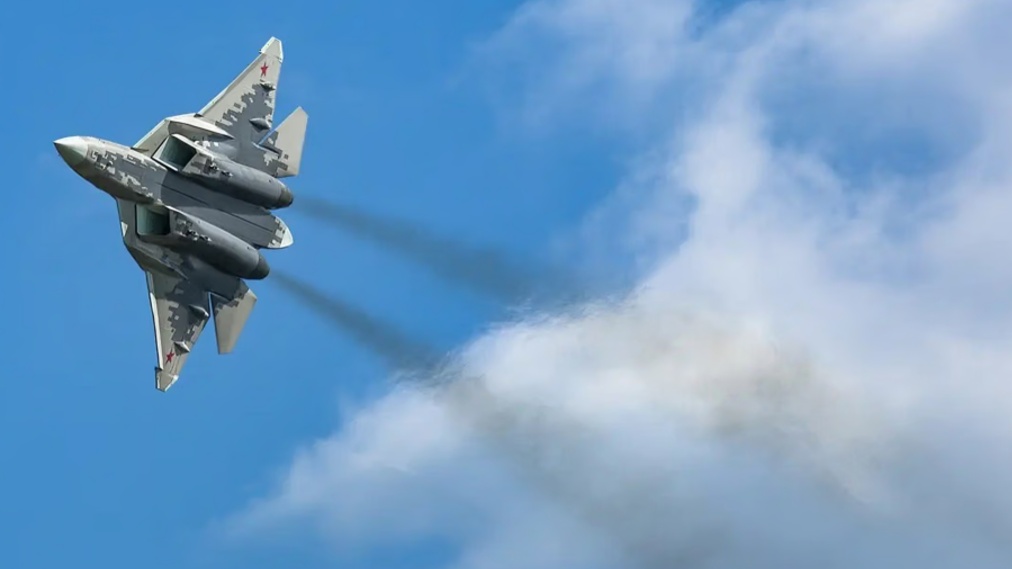 Two Russian Su-35S Fighter Jets Reportedly Collide Over Kursk, One Pilot Killed