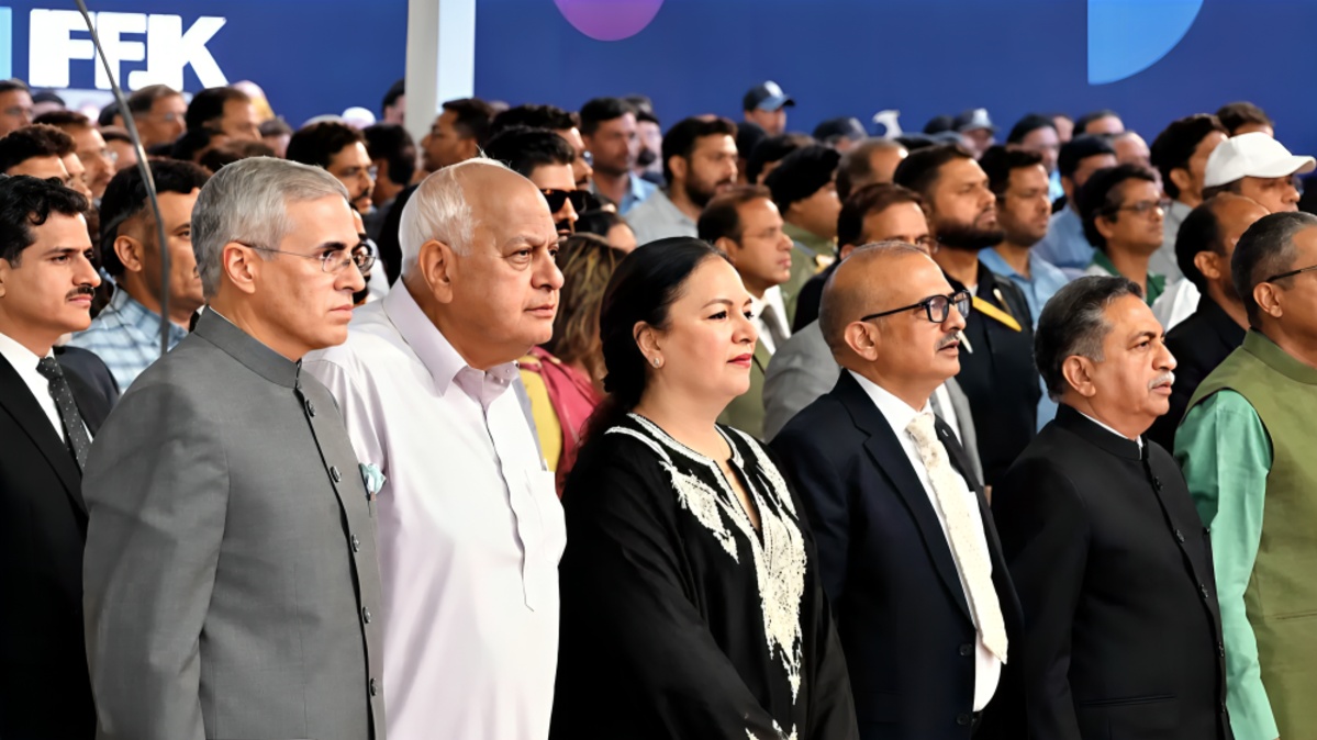 Congress and National Conference Clash Over Full Rendition of Vande Mataram in Jammu and Kashmir