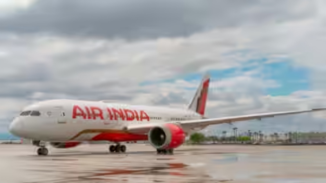 Centre Summons Air India CEO Over Immigration Lapse Involving Three Foreign Nationals at Delhi Airpo