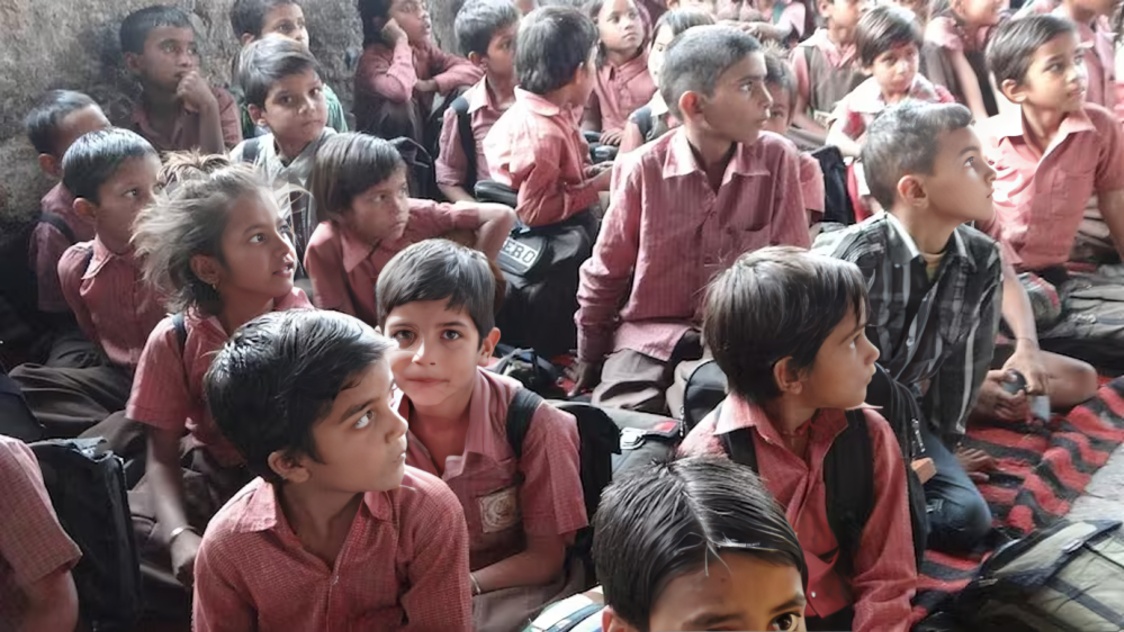 Supreme Court Seeks Response From School Education Secretary Over Regulation of Institutions for Chi