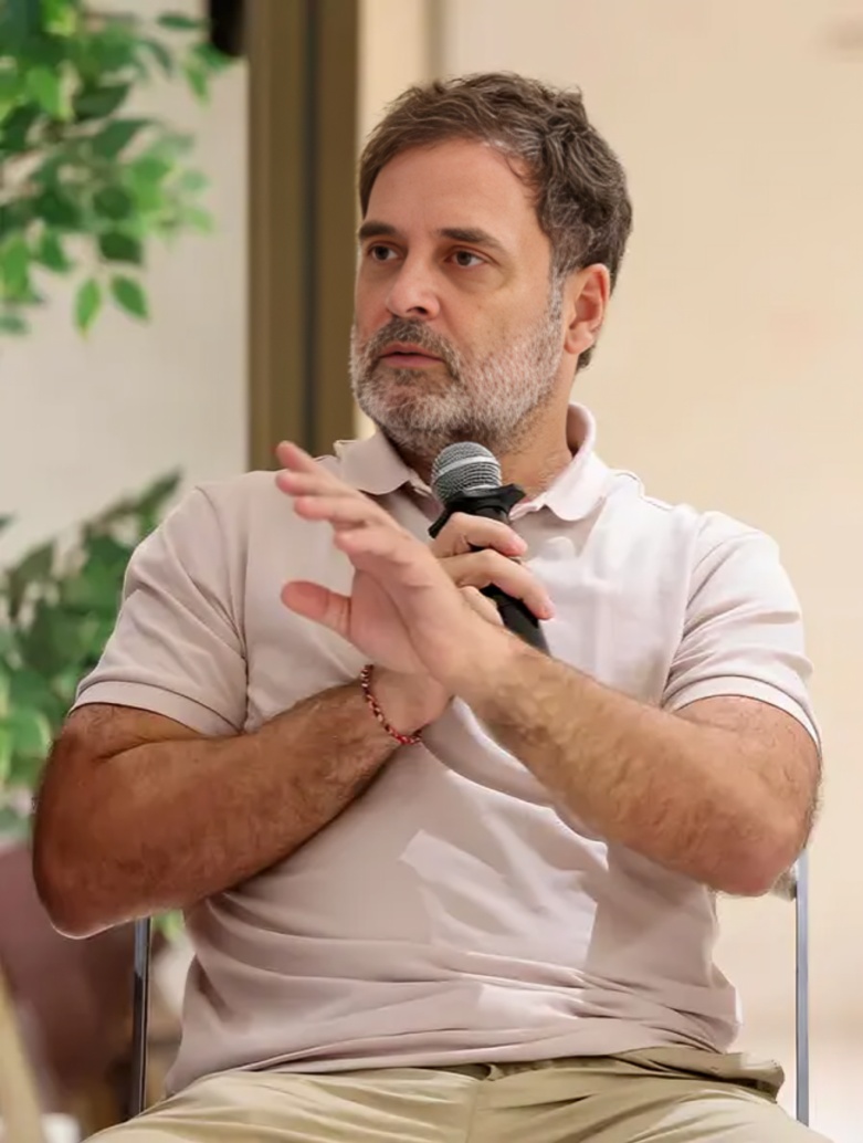 Rahul Gandhi Condemns Harassment of Two Class 10 Students in Bihar’s Jamui