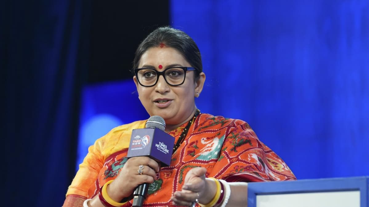 BJP Hits Back at Congress Over Election Commission Criticism, Smriti Irani Calls for Introspection