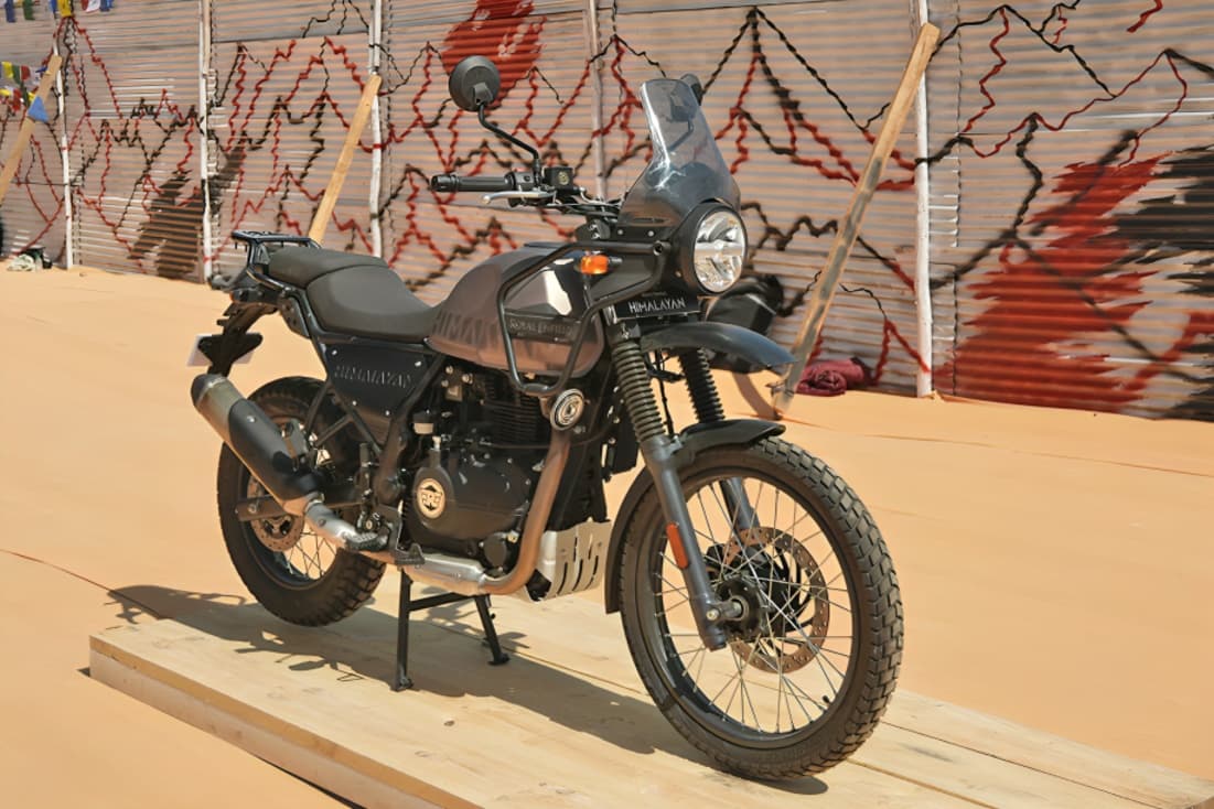 Royal Enfield Himalayan 440 Bookings Halted in India Due to Strong Demand