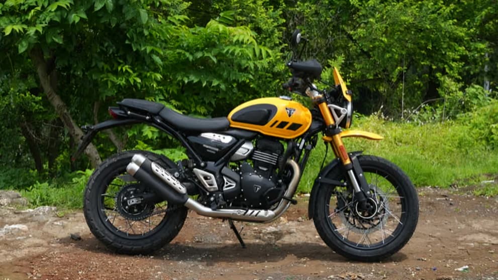 Triumph Bonneville 400 to Debut on October 6 What to Expect From the New Retro Motorcycle
