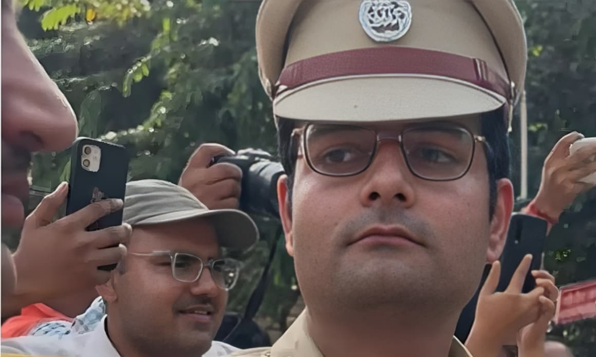 Delhi Government Withholds Additional DCP Charge for ACP Vivek Bhagat Amid Harassment Inquiry