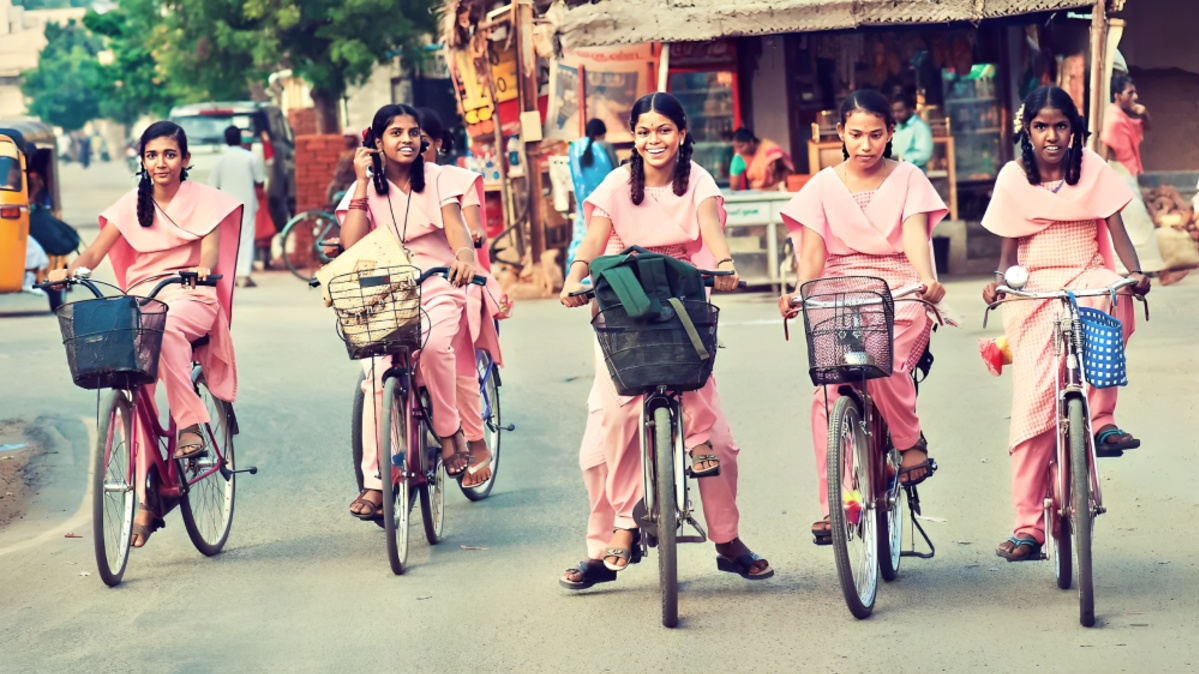 Delhi Government Distributes Bicycles to 581 Class 9 Girls Under Vidya Vahini Yojana
