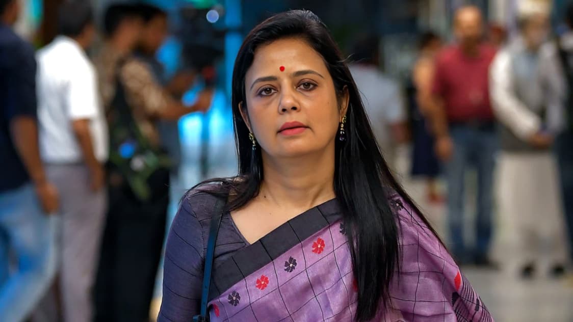 West Bengal Chief Secretary Considers Defamation Action Against Mahua Moitra Over Vote Chor Remark