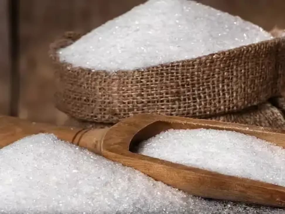 Centre Releases 1.4 Million Tonnes of Sugar to Control Prices Ahead of Festive Season
