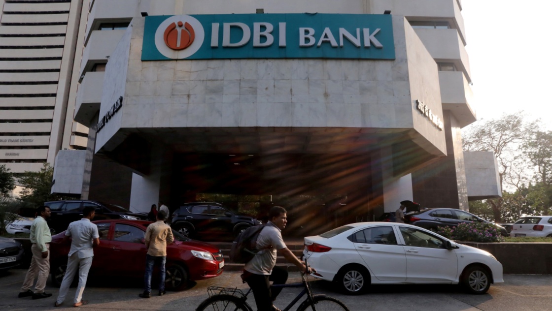 IDBI Bank Sale Explained: From Bad Loan Crisis to Fairfax’s ₹52,878 Crore Takeover Deal