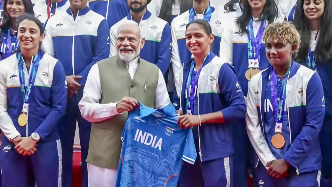 ஆசிய விளையாட்டு வீரர்களுடன் பிரதமர் மோடி சந்திப்பு: 85 பதக்கங்கள் வென்ற இந்திய அணிக்கு பாராட்டு