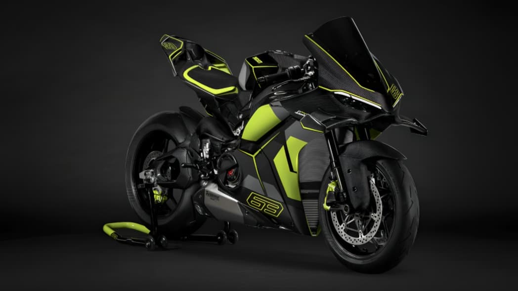 2027 Ducati Panigale V4 Unveiled With 218 hp, MotoGP-Derived Electronics and Lamborghini-Inspired Co