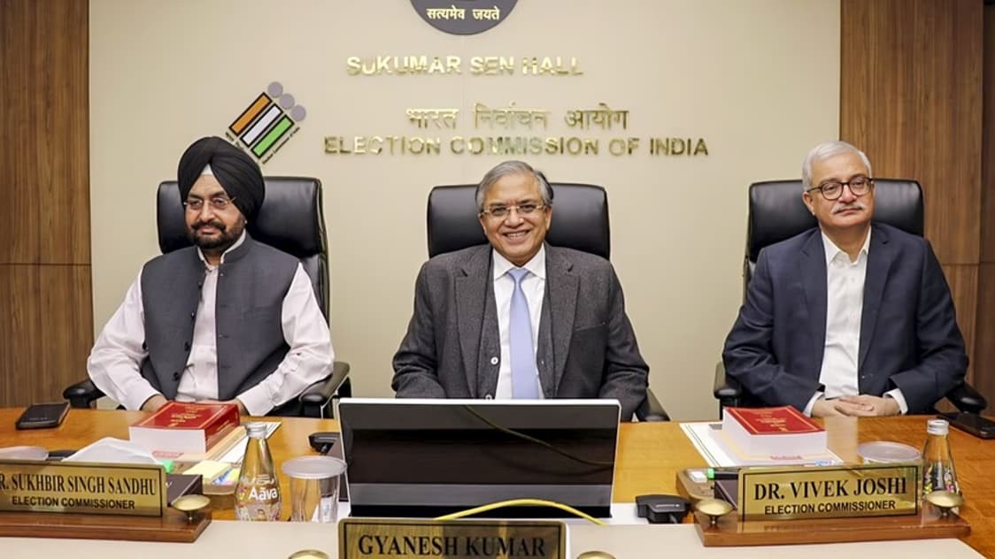 RTI Reveals Cabinet Secretariat Took No Direct Action on Complaints by Two Election Commissioners