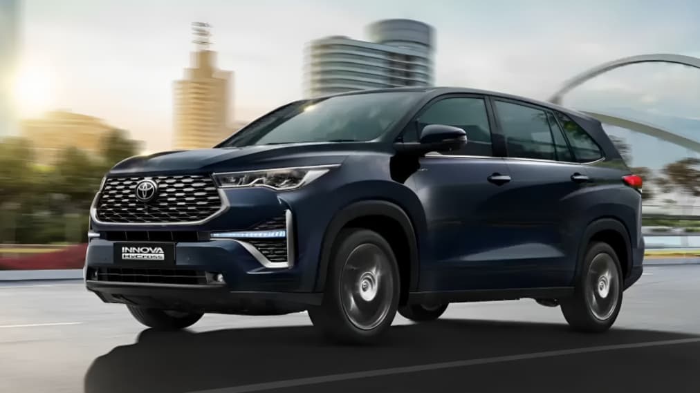 6 Best Mileage Hybrid Cars to Consider This Diwali 2026 in India