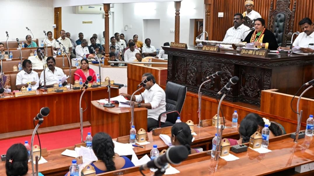 மாநகராட்சிப் பணிகளுக்கு உரிமை கோரி த.வெ.க.வினர் ரீல்ஸ் வெளியிடுவதாகக் குற்றச்சாட்டு