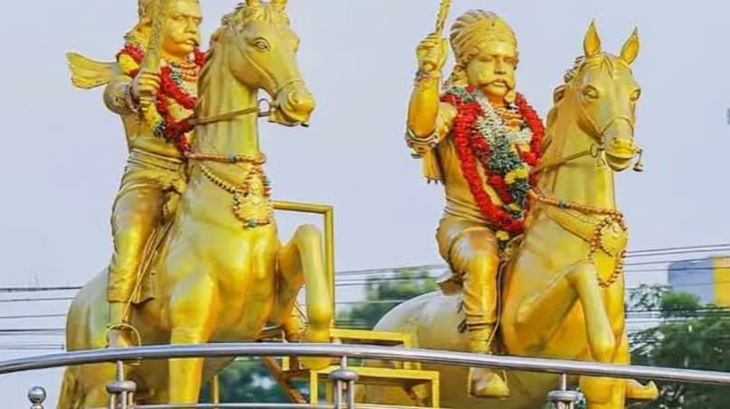 மருதுபாண்டியர்களின் தியாகமும் வீரமும் என்றென்றும் நிலைத்திருக்கும் எனத் தலைவர்கள் புகழஞ்சலி