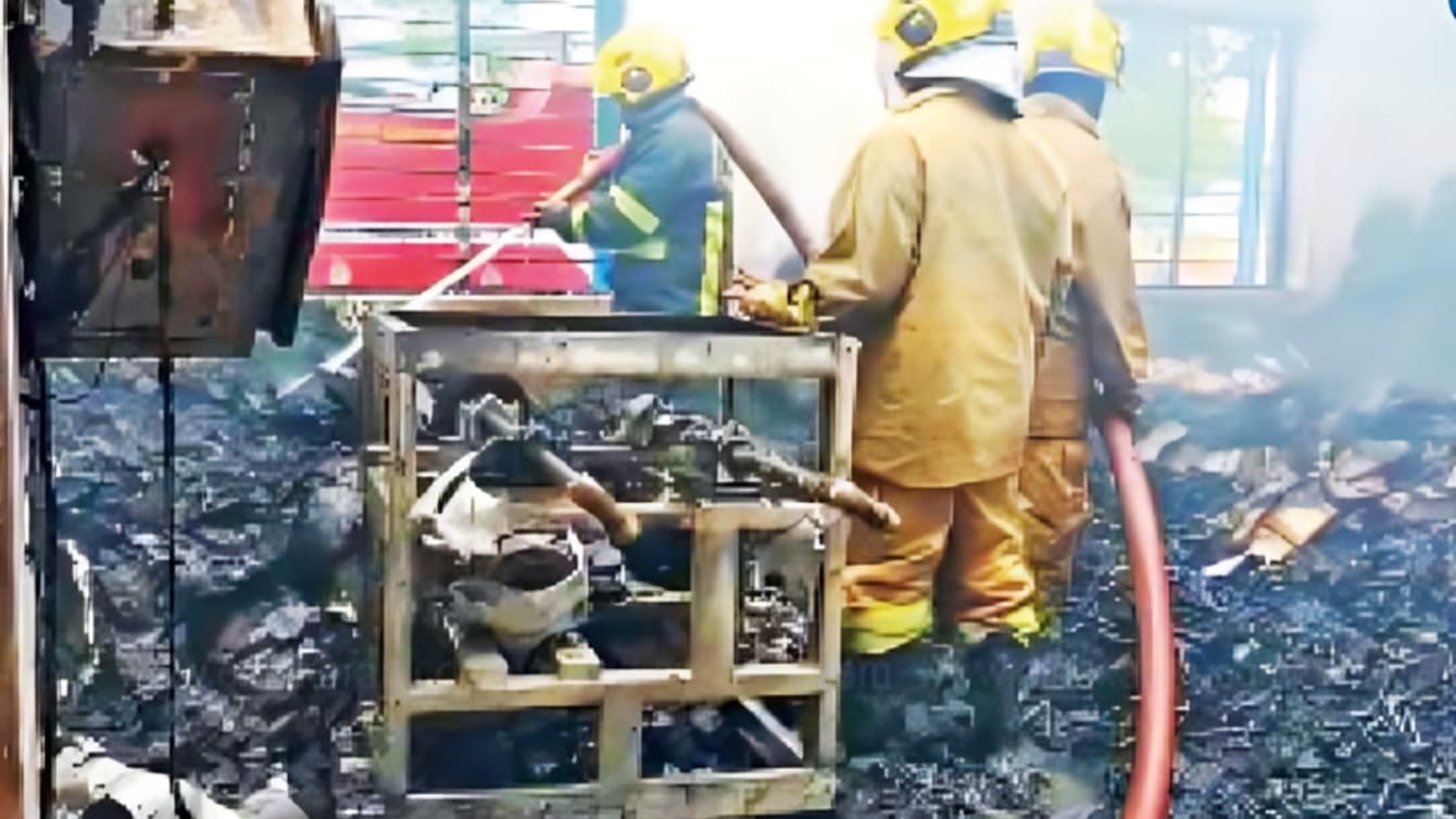 சிவகாசி அருகே பட்டாசு ஆலையில் வெடி விபத்து: ஒரு அறை தரைமட்டம்