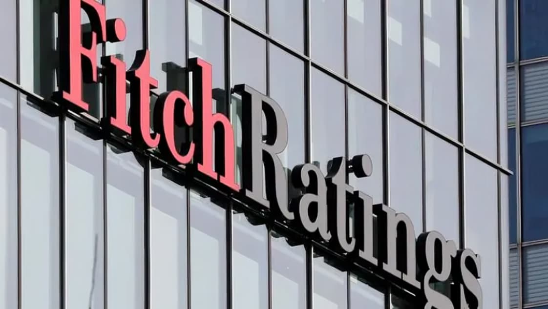Fitch Says US Credit Outlook Remains Positive Despite Higher Interest Rates and AI Funding Risks