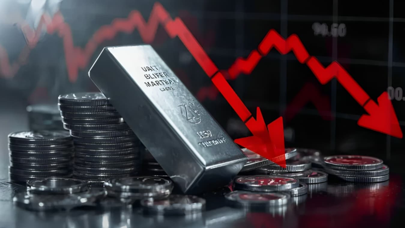 Silver Prices Crash by Nearly Half From Peak in 2026: Factors Behind Metal’s Dramatic Fall