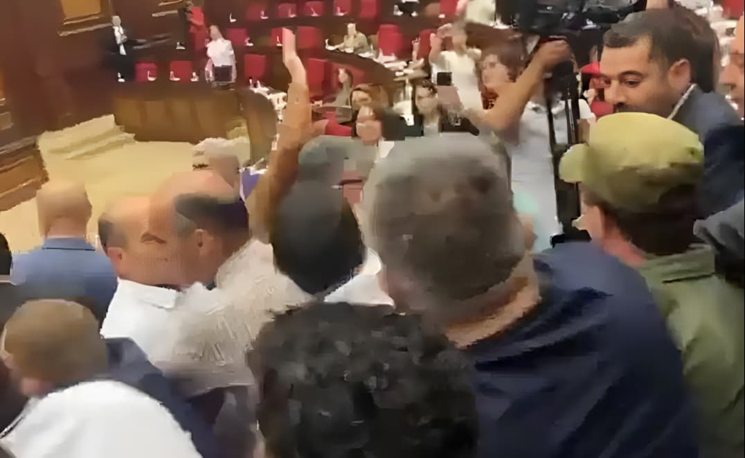 Massive Brawl Breaks Out in Armenian Parliament as Ruling and Opposition MPs Clash