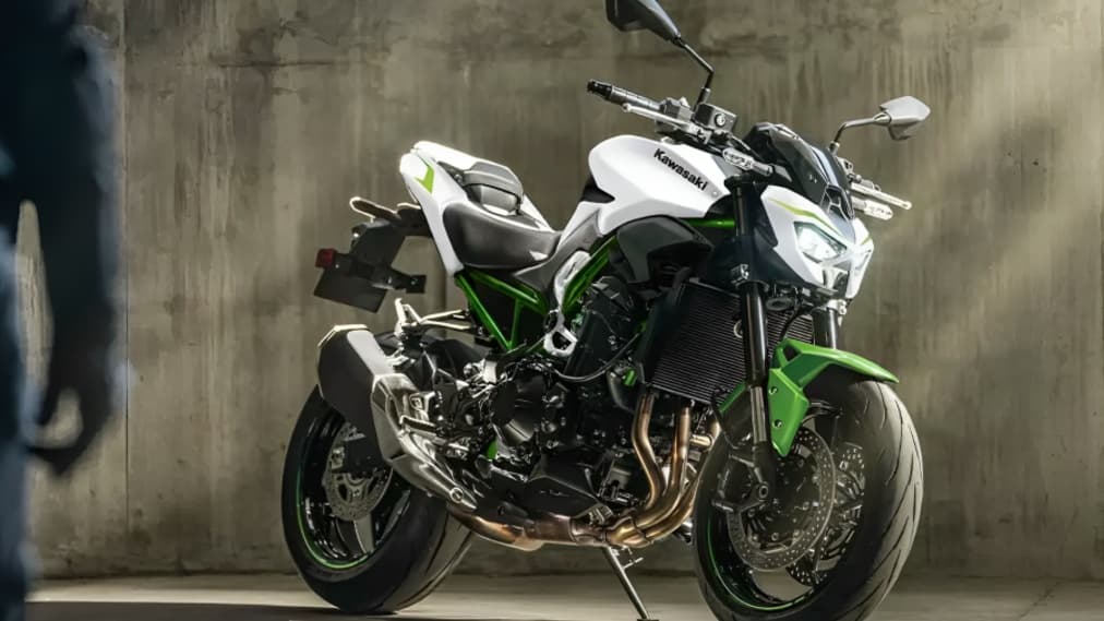 2027 Kawasaki Z900 Launched in India at Rs 9.99 Lakh With New Colours and Advanced Electronics