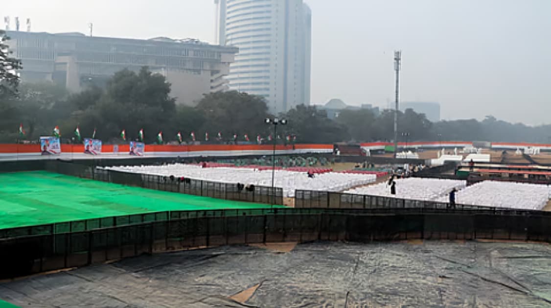 Delhi Traders Urge Sonia Gandhi to Postpone November 1 Ramlila Maidan Rally Over Business Concerns