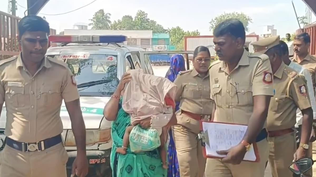 நள்ளிரவு ரோந்துப் பணியில் ஈடுபட்ட காவலர்கள் மீது போதை ஆசாமிகள் தாக்குதல் ஊர்க்காவல் படை வீரர் படுகாயம்