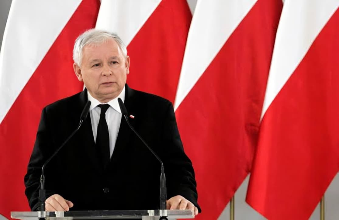 Poland Faces Constitutional Crisis as Prime Minister and President Clash Over Supreme Court Control