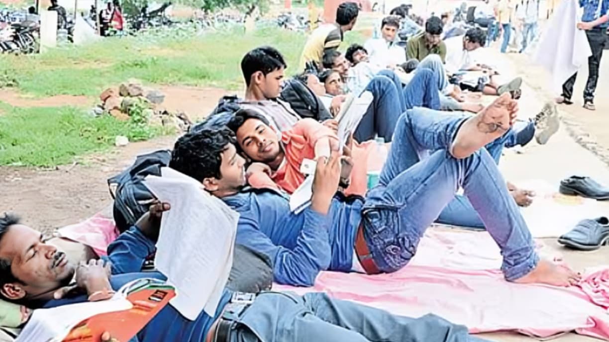 400–500 Km Away for a Screening Test: UPSSSC PET Aspirants Question Distant Exam Centres