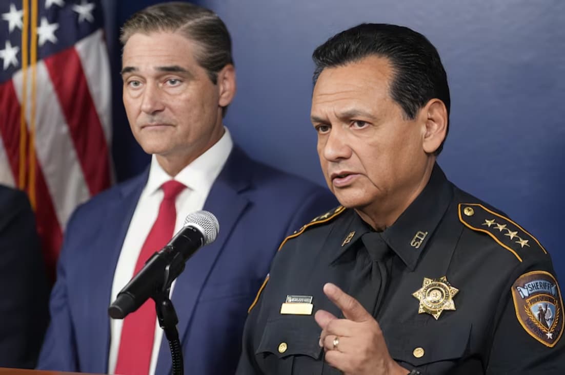 Texas ICE Officer Mario Alberto Morales Indicted for Allegedly Hitting Man With SUV